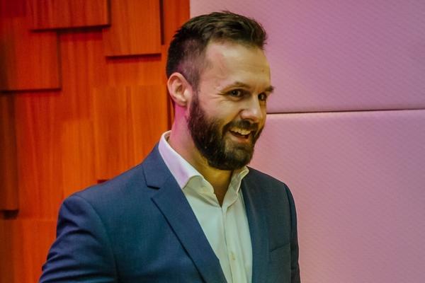 Petr Polák, VISA