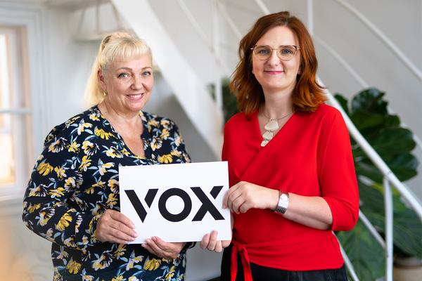 Zdenka Vostrovská a Veronika Kratochvílová, 1. VOX