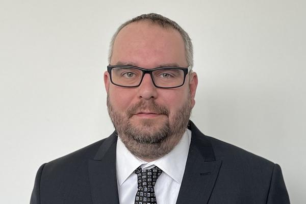 Petr Holubovský, Dachser